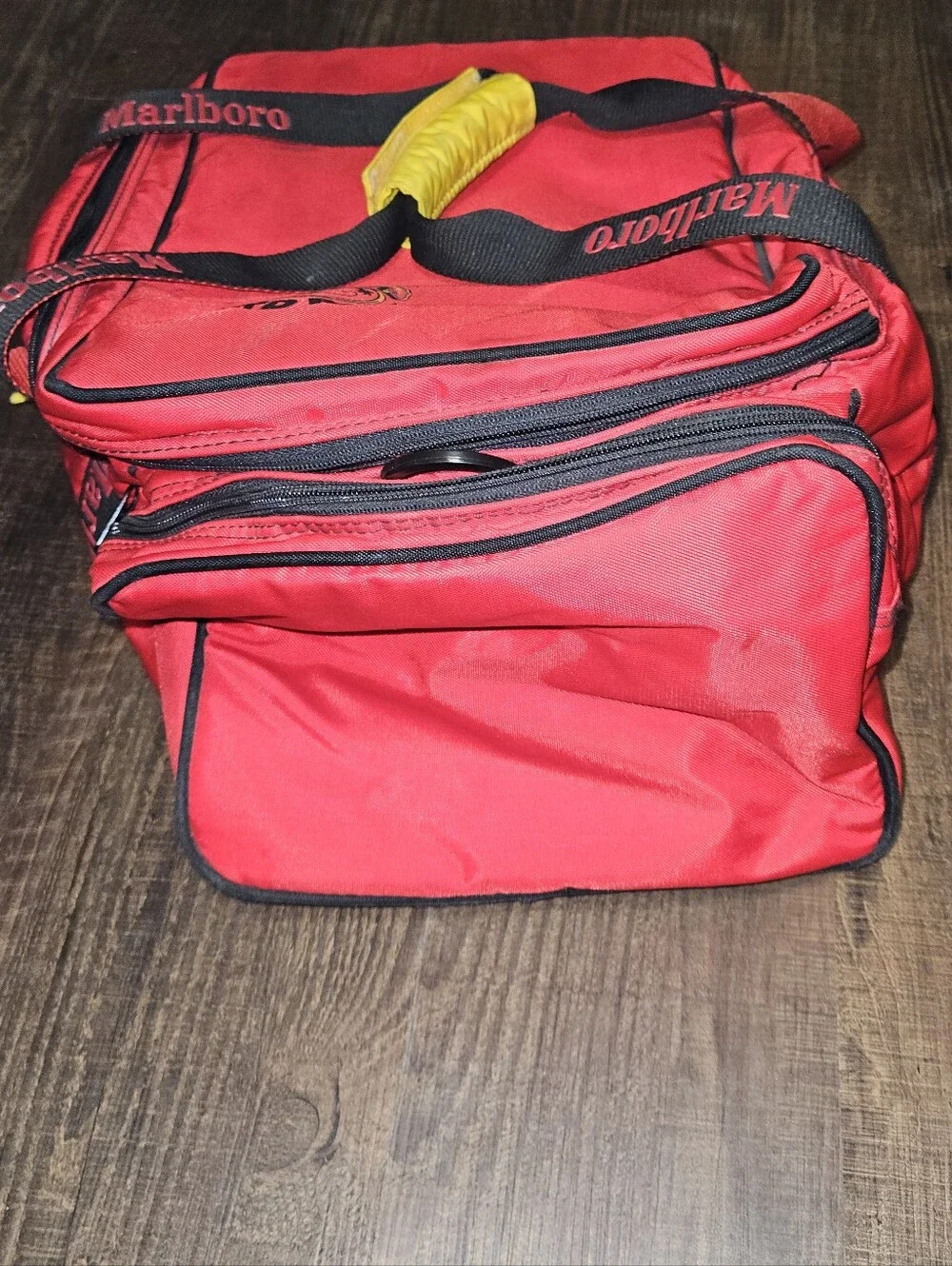 Marlboro this bag